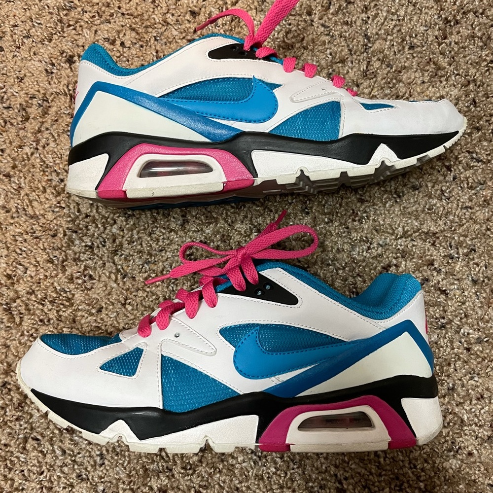 Nike men’s air structure triad ‘91-size 7